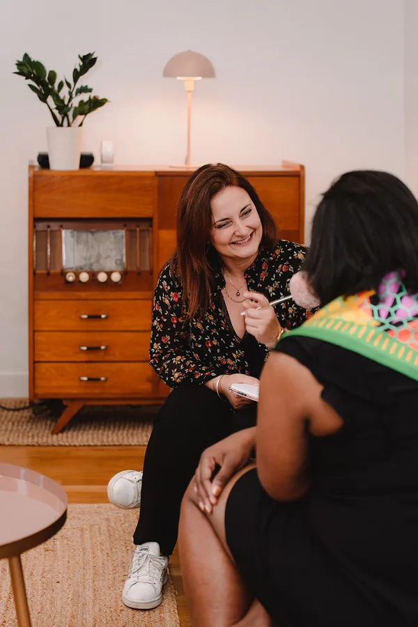 Charlotte Anglade en consultation